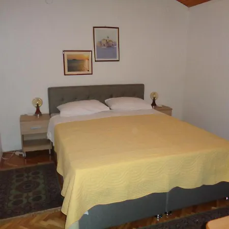 Pansion Danijela Rogoznica (Sibenik-Knin)