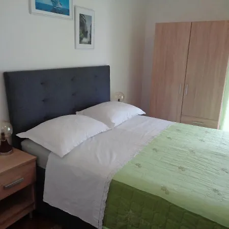 Гостевой дом Pansion Danijela 3*