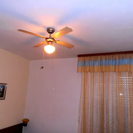 Гостевой дом Pansion Danijela 3*